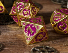 Cogsworth (gold/purple)